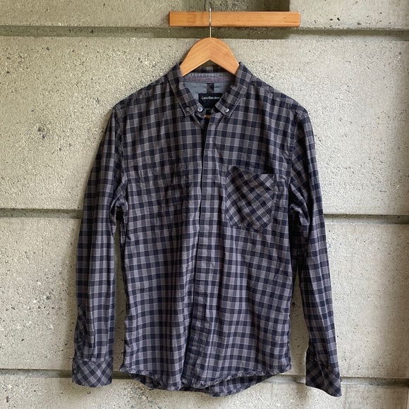 Calvin Klein Button Down Plaid - Picture 1 of 7